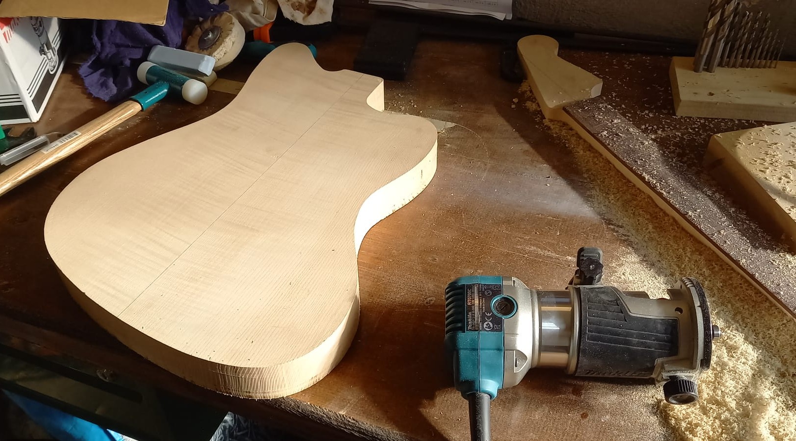 Guitare DIY – Fender Jazzmaster (partie 1)